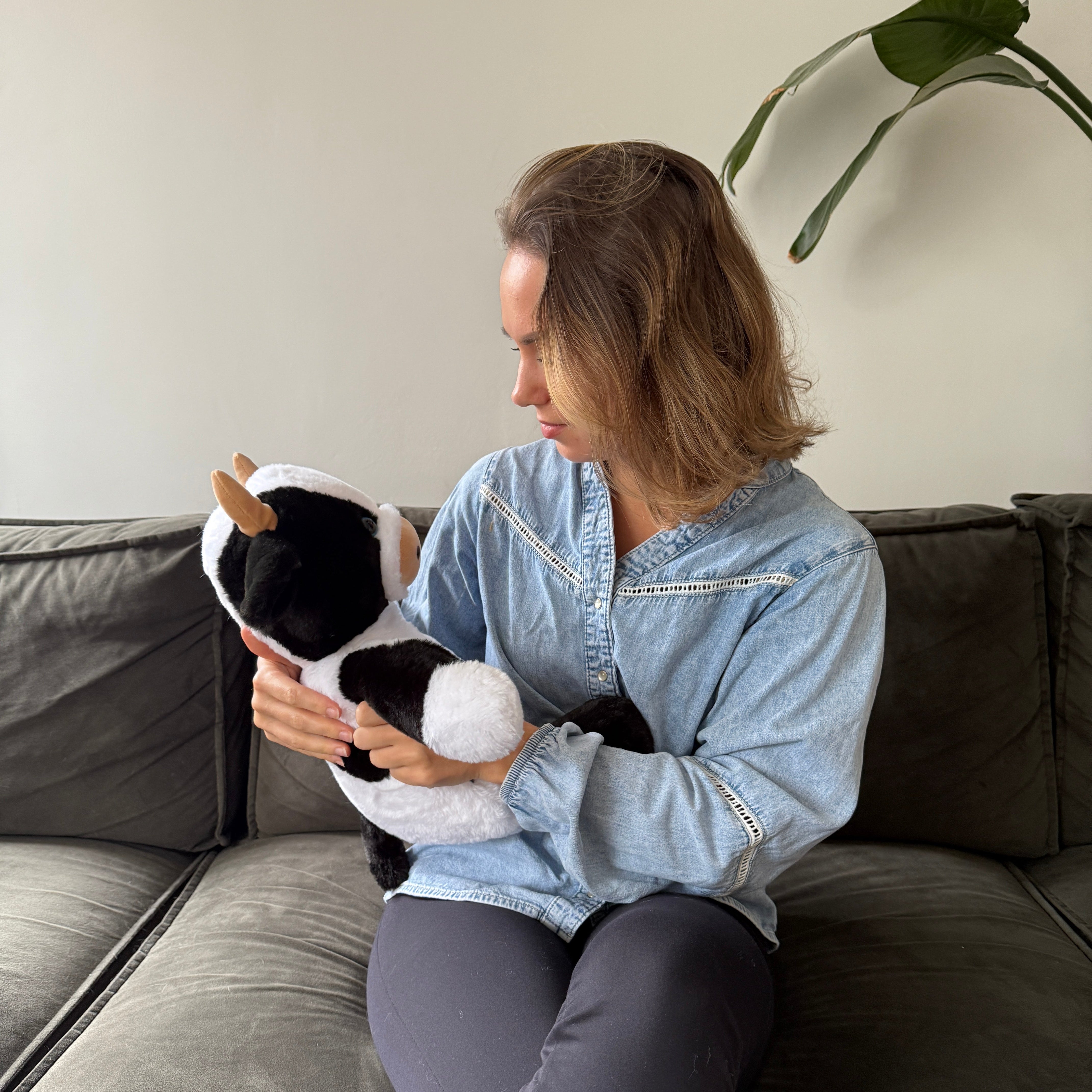 Verzwaringsknuffel Koe 2,2 kg + Gratis Pittenzakje